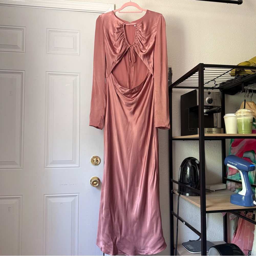 SHONA JOY pink satin cutout long sleeve maxi dress‎